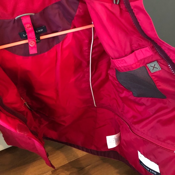 Lands End Raincoat - Picture 4 of 5
